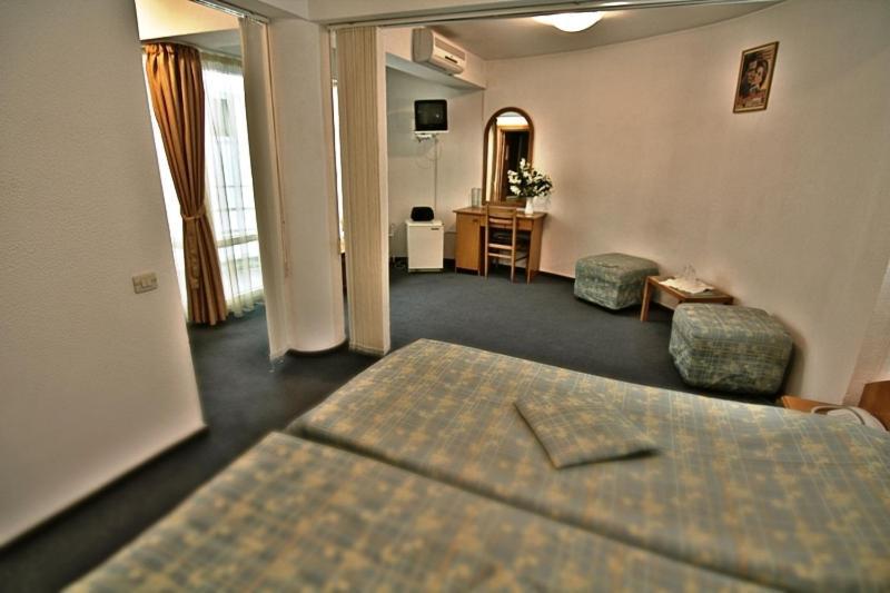 Hotel Star Piteşti Chambre photo
